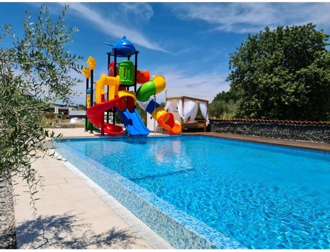 Mobilehome Elena Premium With Pool, Istria بنجول المظهر الخارجي الصورة